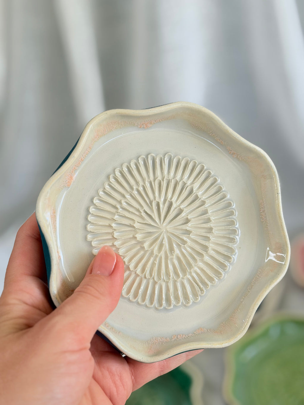 Garlic Grating Plate - Icy Blue + Teal