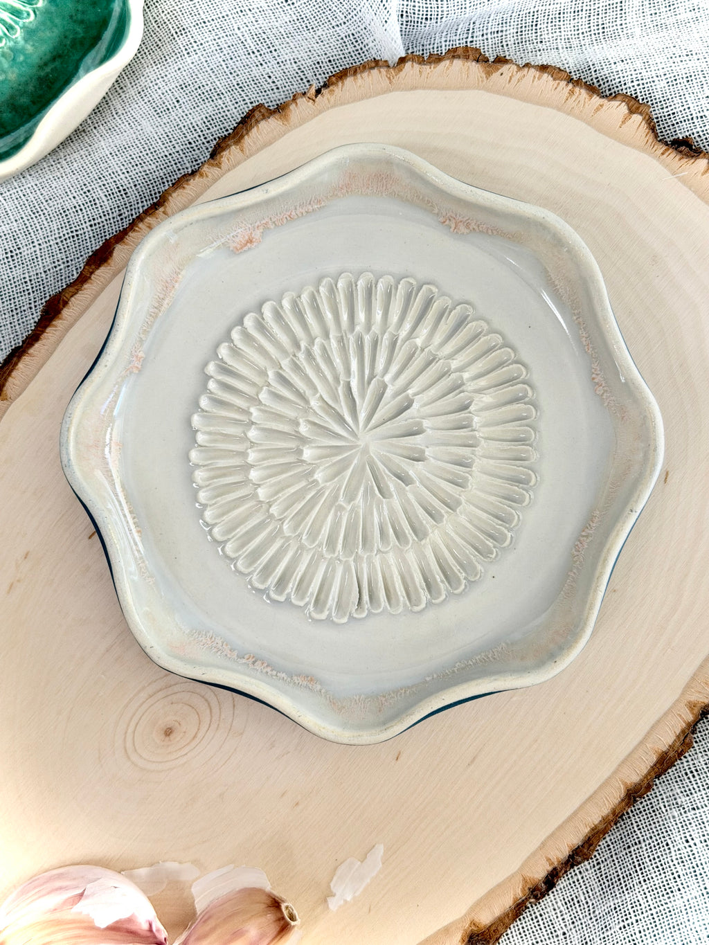 Garlic Grating Plate - Icy Blue + Teal