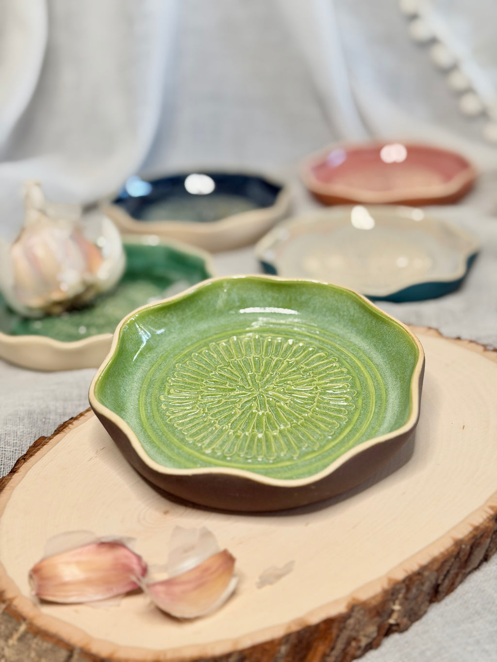 Garlic Grating Plate - Kiwi