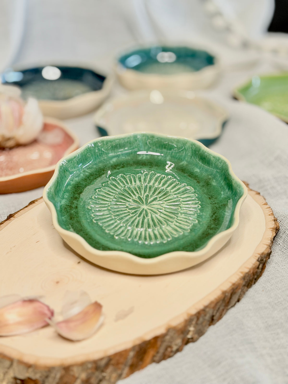 Garlic Grating Plate - Monstera