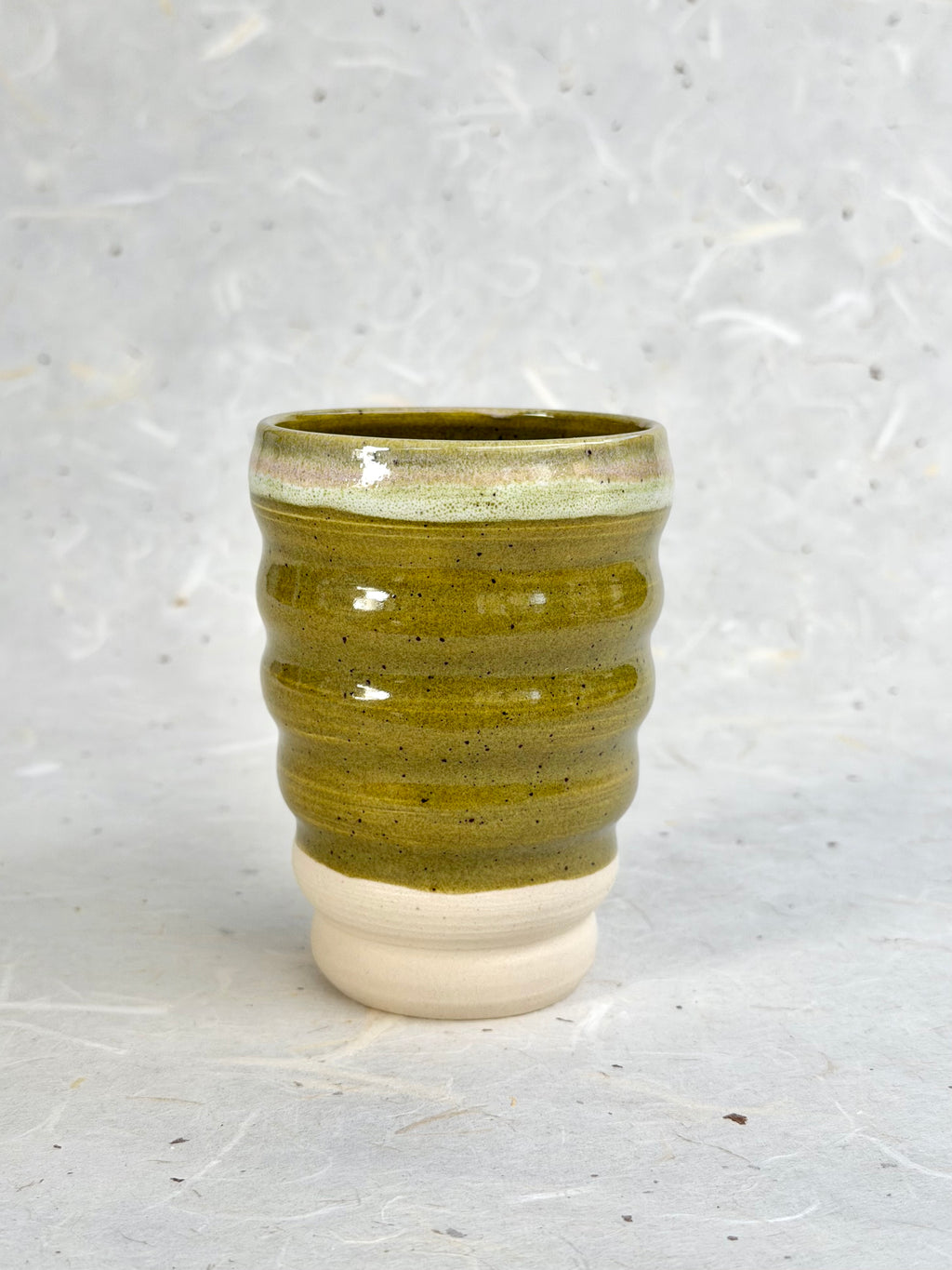 Wavy Cup - Olive (B)