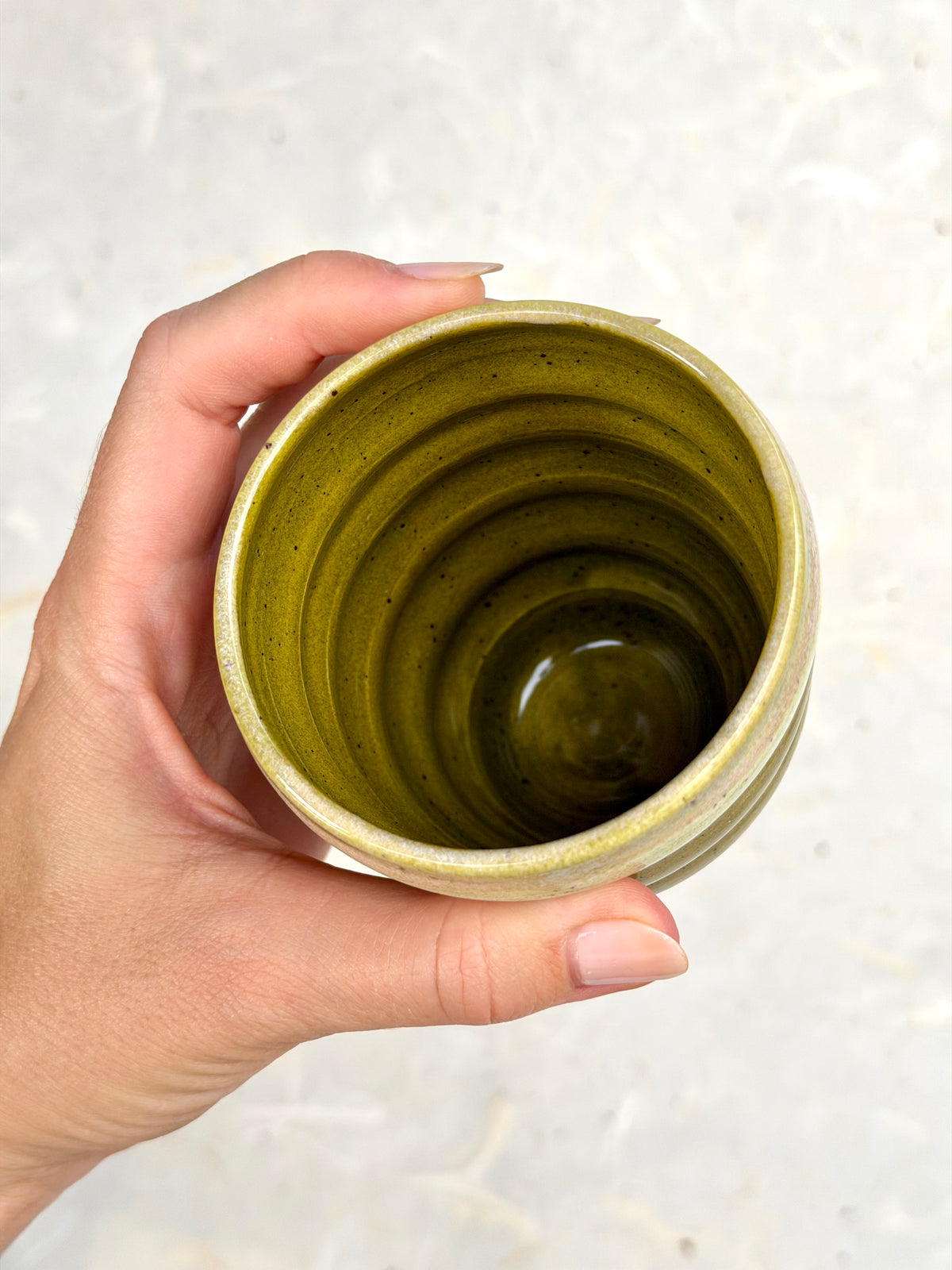 Wavy Cup - Olive (B)