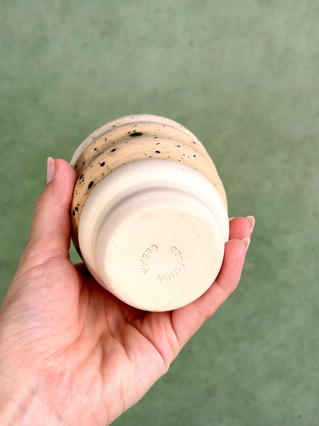 Wavy Cup - Speckled Sand (A)